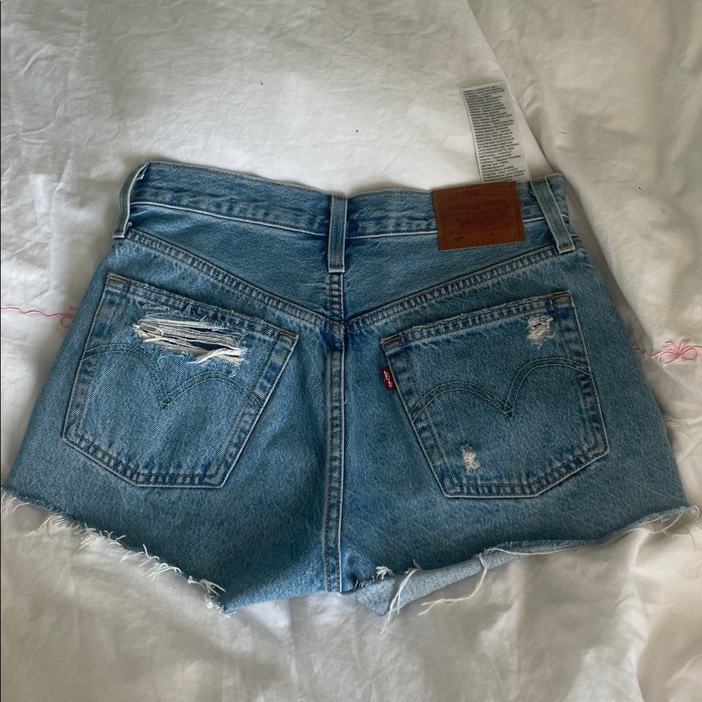 Levi’s 501 Original Short in Luxor Anubis - Picture 7 of 7